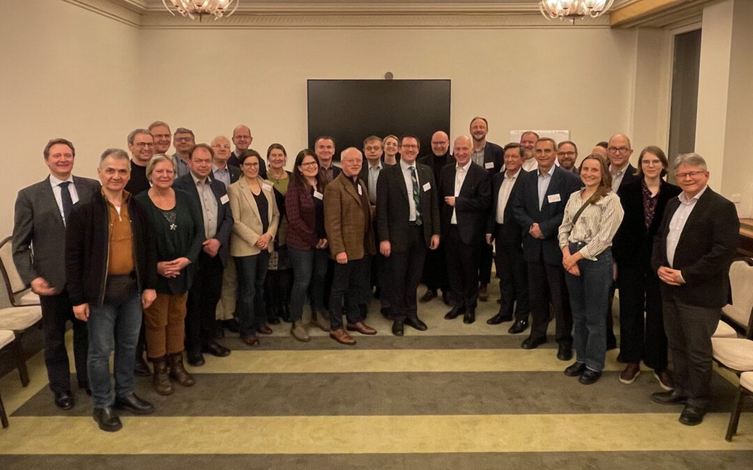 Regional Groups Come Together in Prague/ Regionalgruppen kommen in Prag zusammen